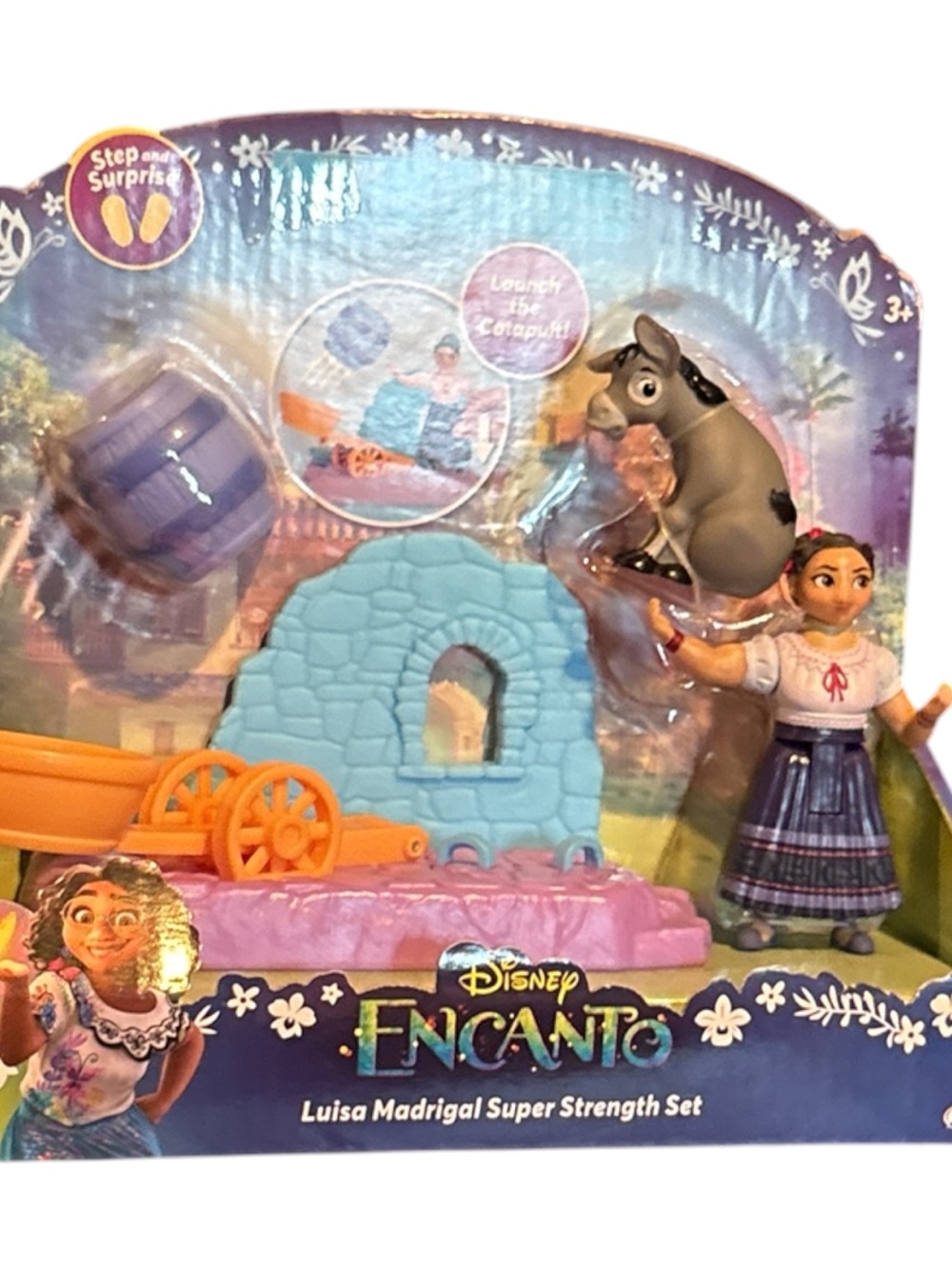Disney Encanto Luisa Madrigal Playset with Blue Arch and Purple Base